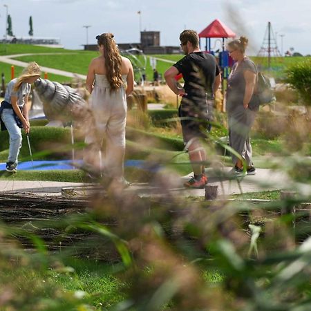 Tiny House Pioneer 18 Zur Meerseite - Green Tiny Village Harlesiel Carolinensiel Bagian luar foto